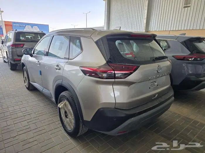 نيسان اكس تريل ستاندر دبل موديل 2024 2