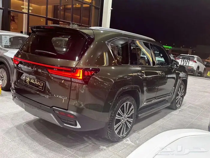 لكزس bb 2025 خليجي ( عرض خاص ) 8