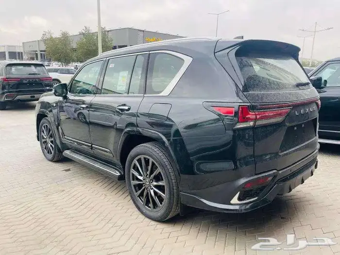 لكزس LX600 اف سبورت - خليجي - 2025 كاش وقساط 3