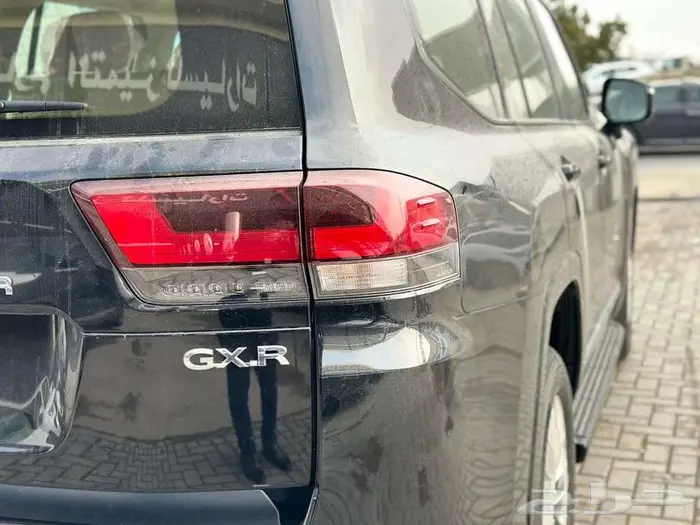 تويوتا لاندكروزر GXR L3 بنزين سعودي 2025 اسود 16
