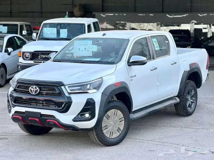 هايلوكس غمارتين TRD بنزين خليجي 2025 1