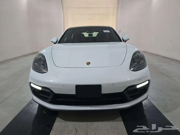 بورش باناميرا 2023 بسعر 357 الف واصل لباب البيت 1
