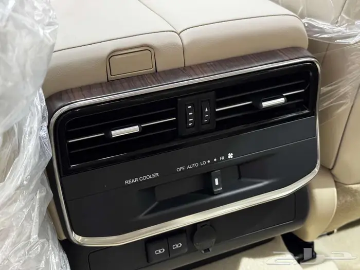 تويوتا لاندكروزر GXR L4 2025 سعودي بطاقه جمركيه كاش واقساط 15
