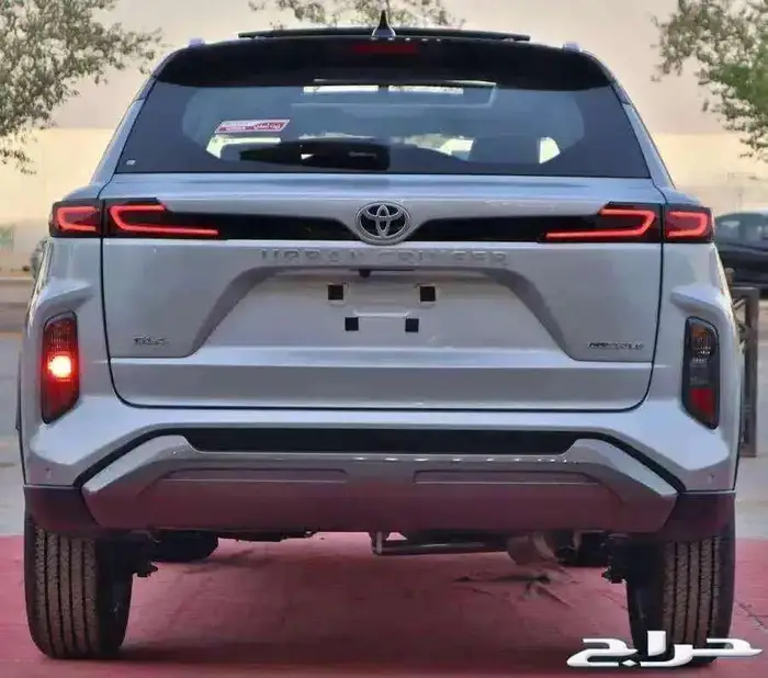 تويوتا اوربان كروزر فل كامل بالنقد والاقساط 2025 4