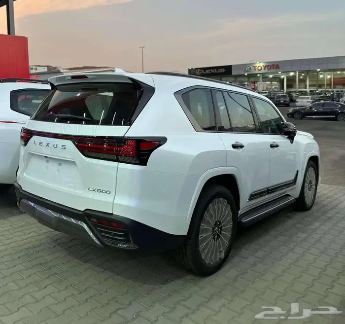 لكزس LX600 VIP 3.5 Sports 2025 سعودي جديد 2