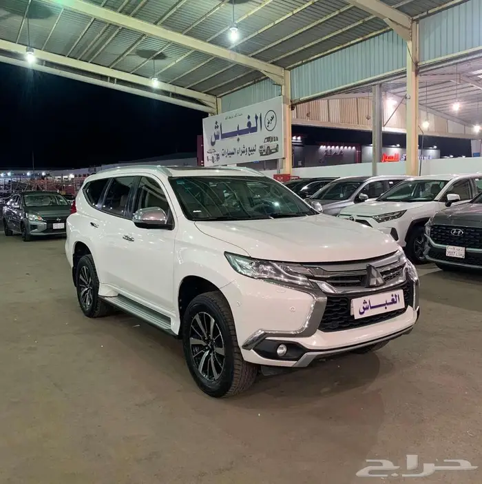 ميتسوبيشي مونتيرو موديل 2019 فل كامل 0