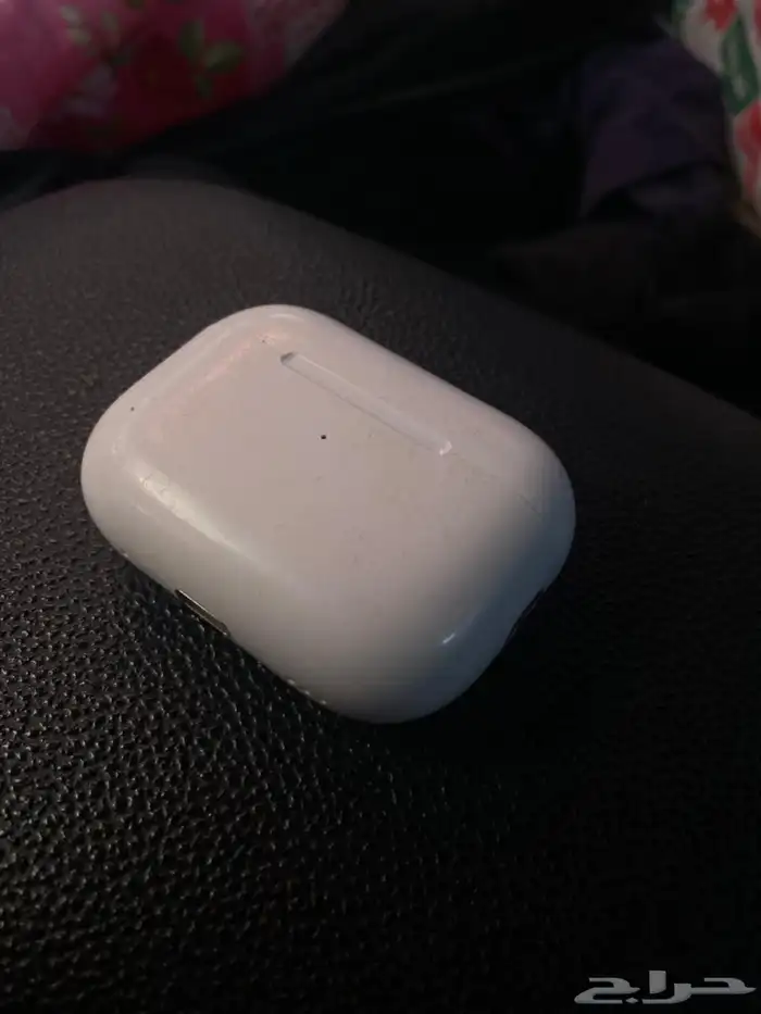 سماعات AirPods Pro 4 بدون كرتون اصليه 1