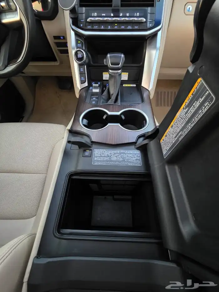 لاندكروزرGXR2022 L4 16