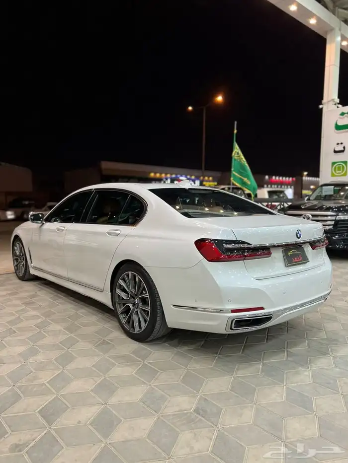 عرض اليوم الوطني ب99 الف بي ام 2020 11