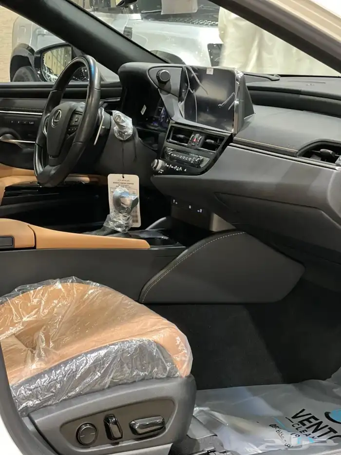 لكزس ES350 موديل 2023 8
