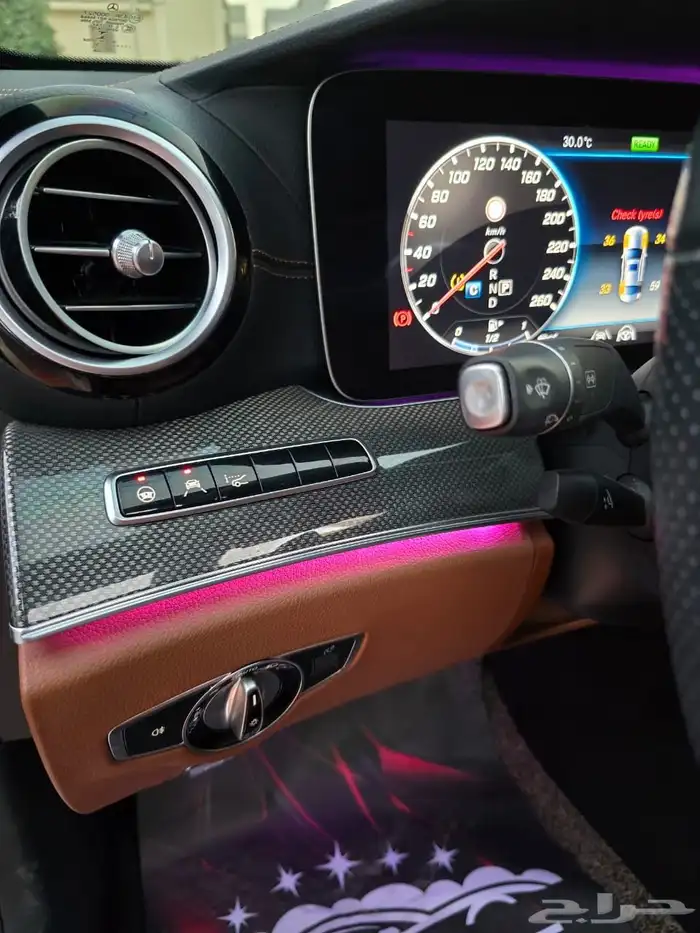 مرسيدس E350 2020 AMG KIT أعلى فئة 8