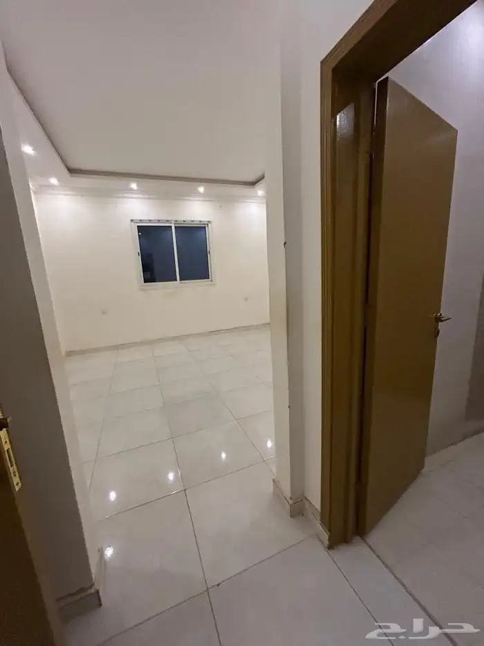 للايجار 12