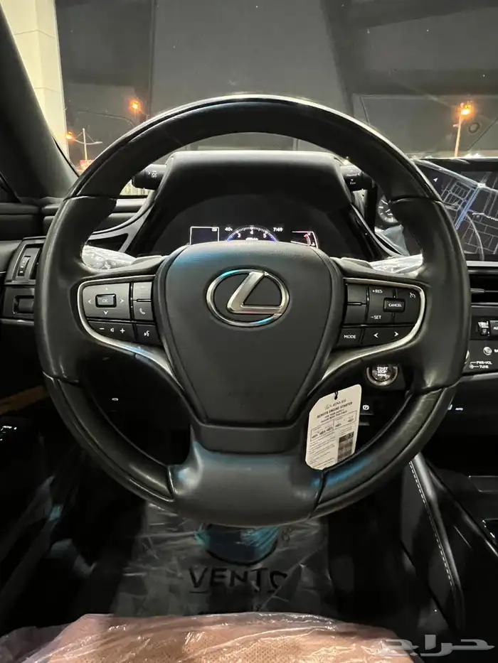 لكزس ES350 موديل 2023 13