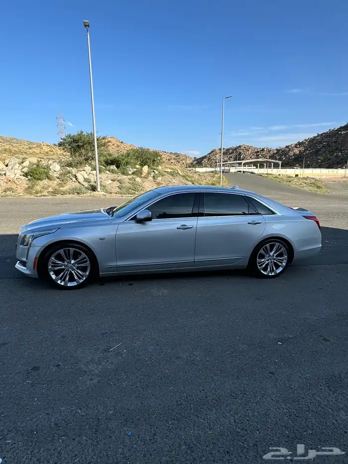 كاديلاك CT6 نضيفه 2017 2