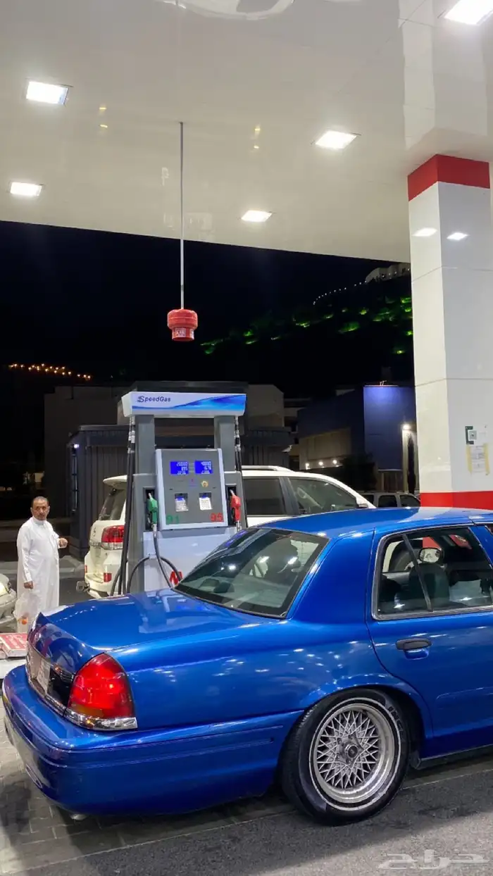 فورد كراون فكتوريا 1999 7