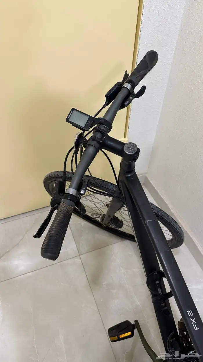 سيكل Trek FX   خوذة   عداد سرعة   إكسسوارات   نظيف 7