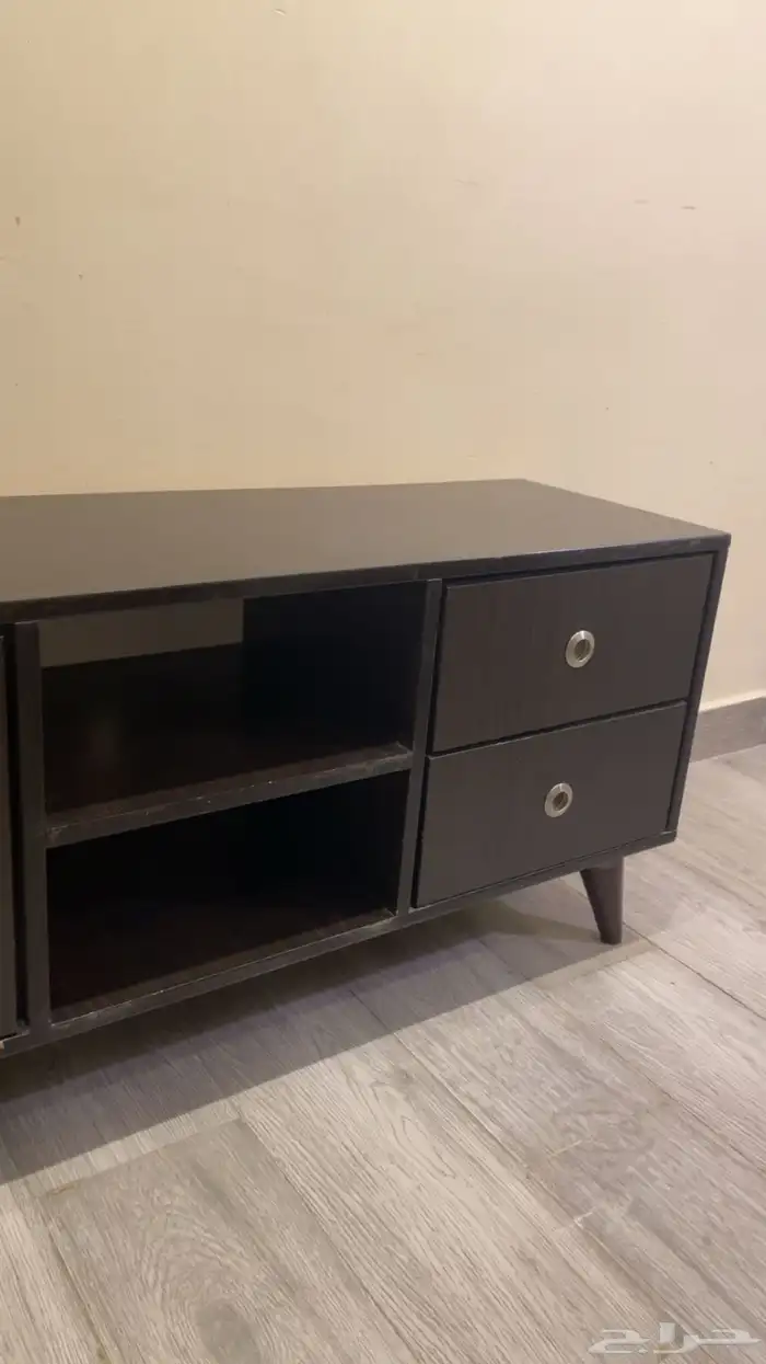 طاولة شاشة تلفزيون 1