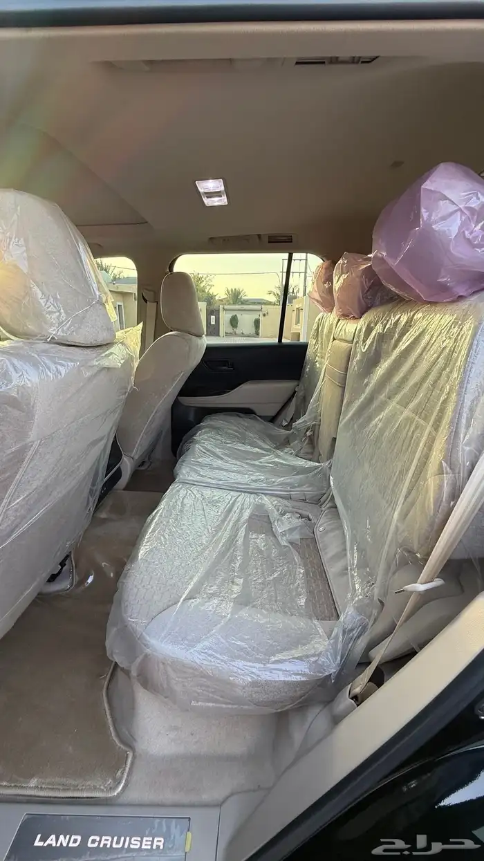 لاندكروزر L3 2023 الدفعة الأخيرة عداد 31 الف فقط مالك 1 37