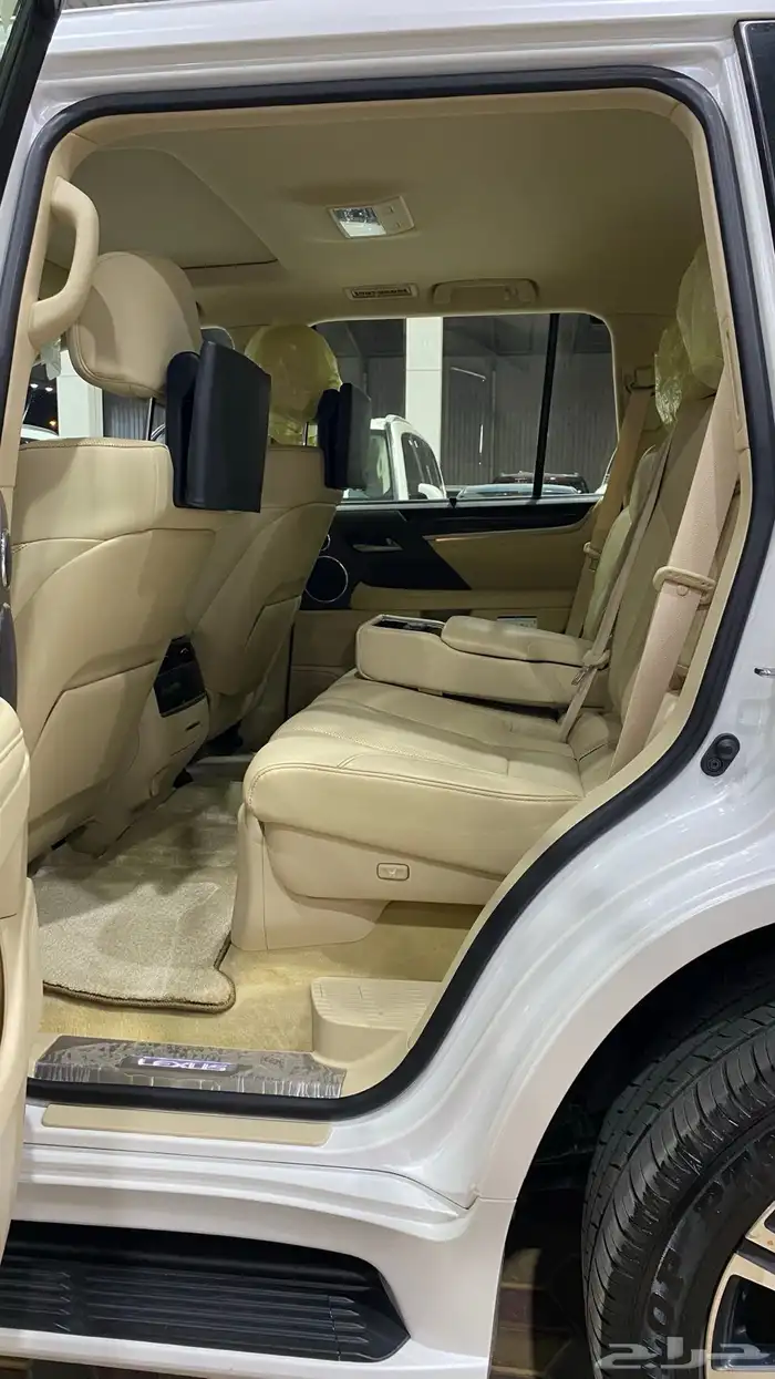 جيب لكزس LX570s المديل 2021 العدد 180 الف 5