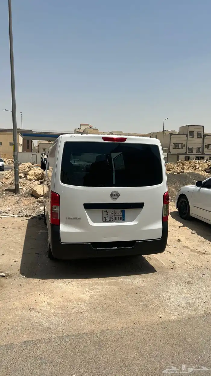 باص نيسان اورفان 2023 0