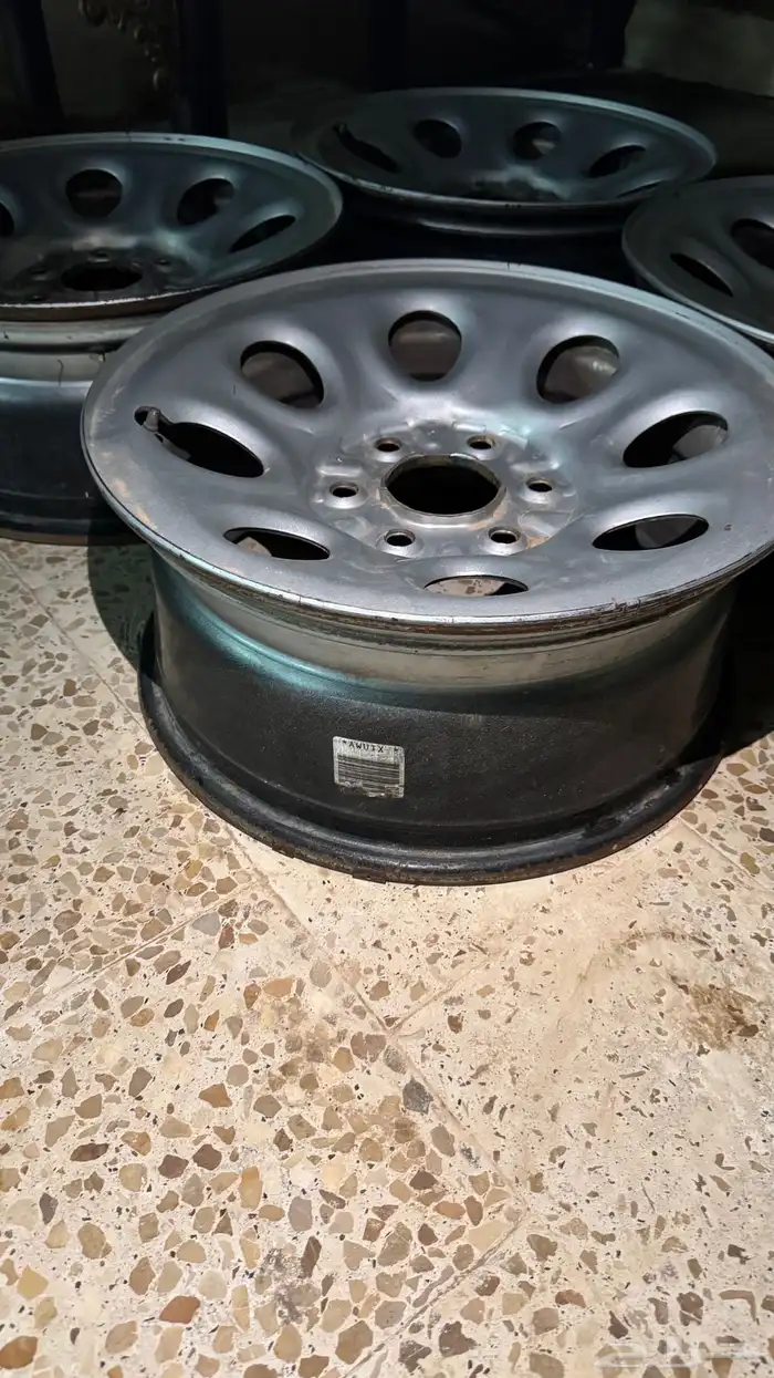 جنوط للبيع 1