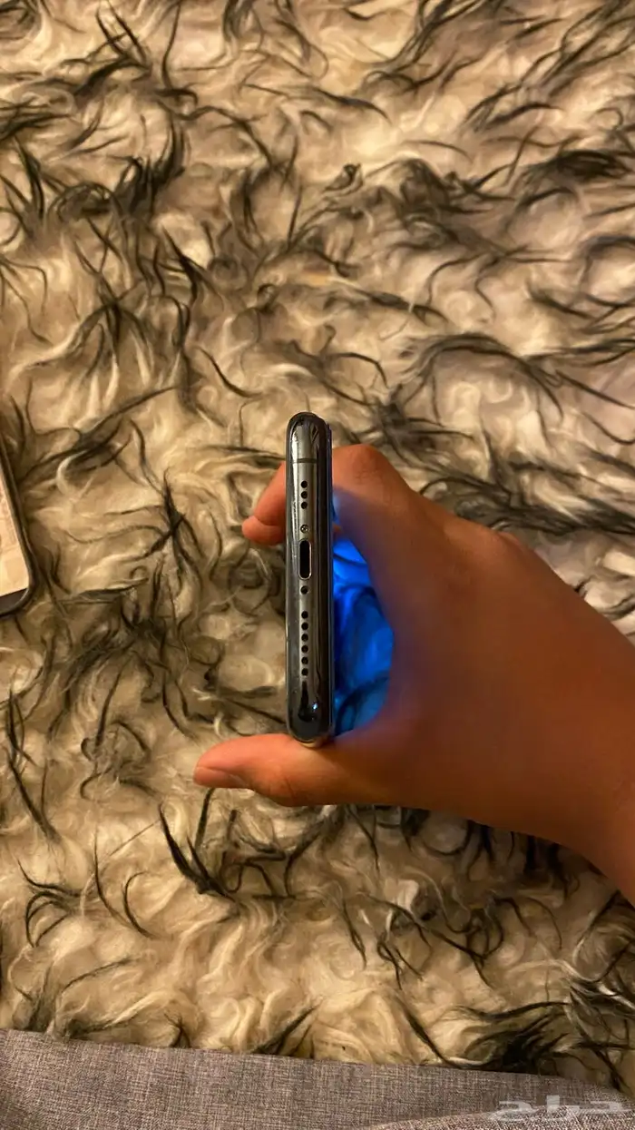 iPhone 11 Pro أرغب البدل في 12 او 13 8