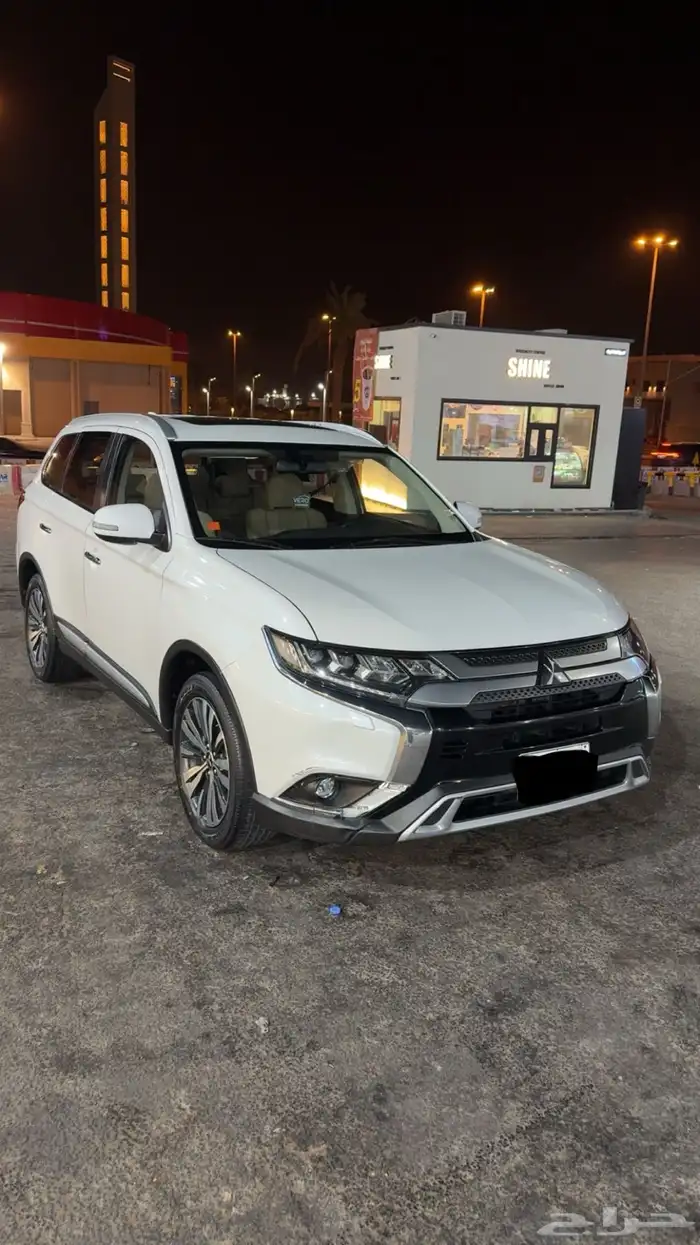 ميتسوبيشي اوتلاندر 2022 1