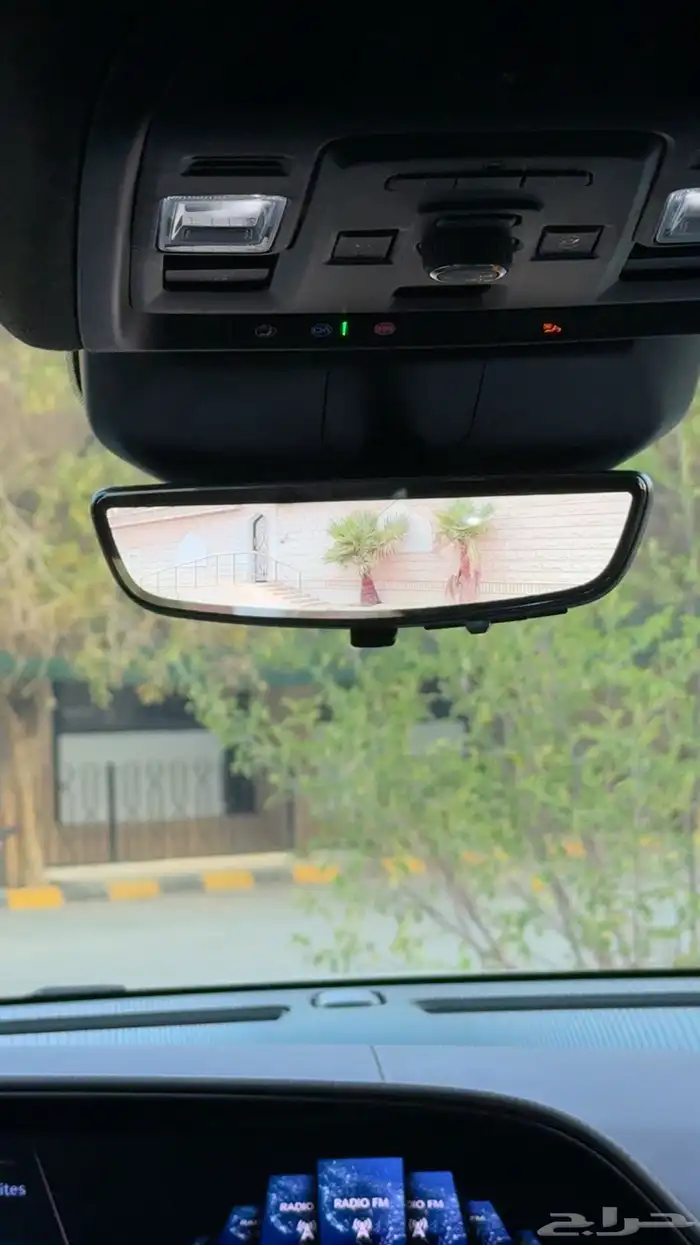 كاديلاك اسكاليد فل كامل سبورت بحاله الوكاله 3