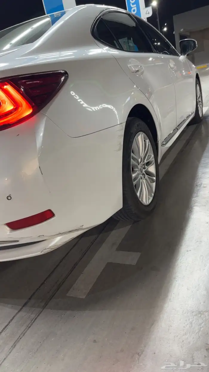 لكزس ES 350 2018 17