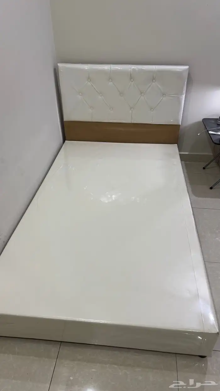 سرير نفر ونص 0