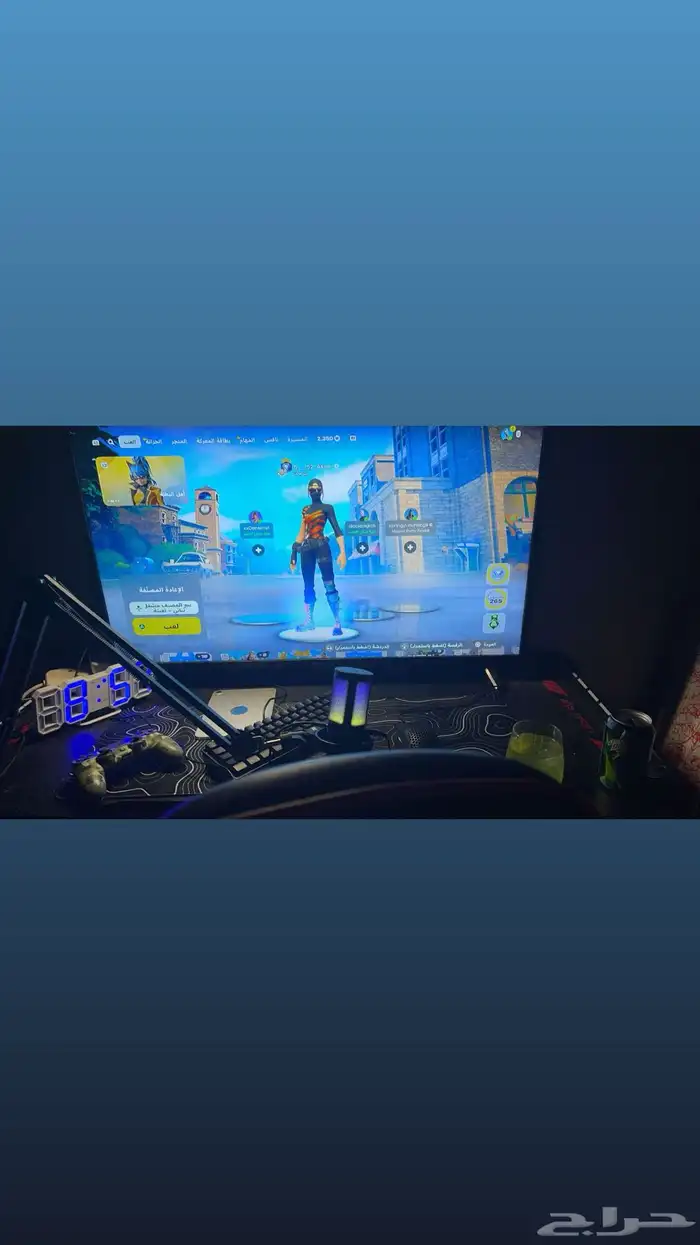 طاوله وكرسي 0