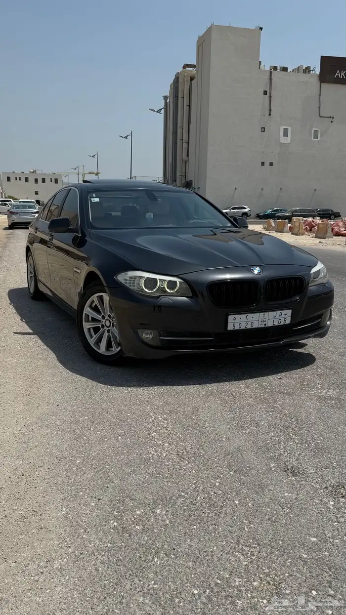 بي ام دبليو 523i 2012 1