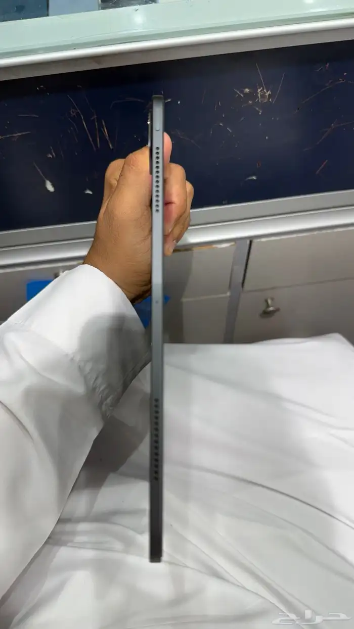 ايباد برو m4 4