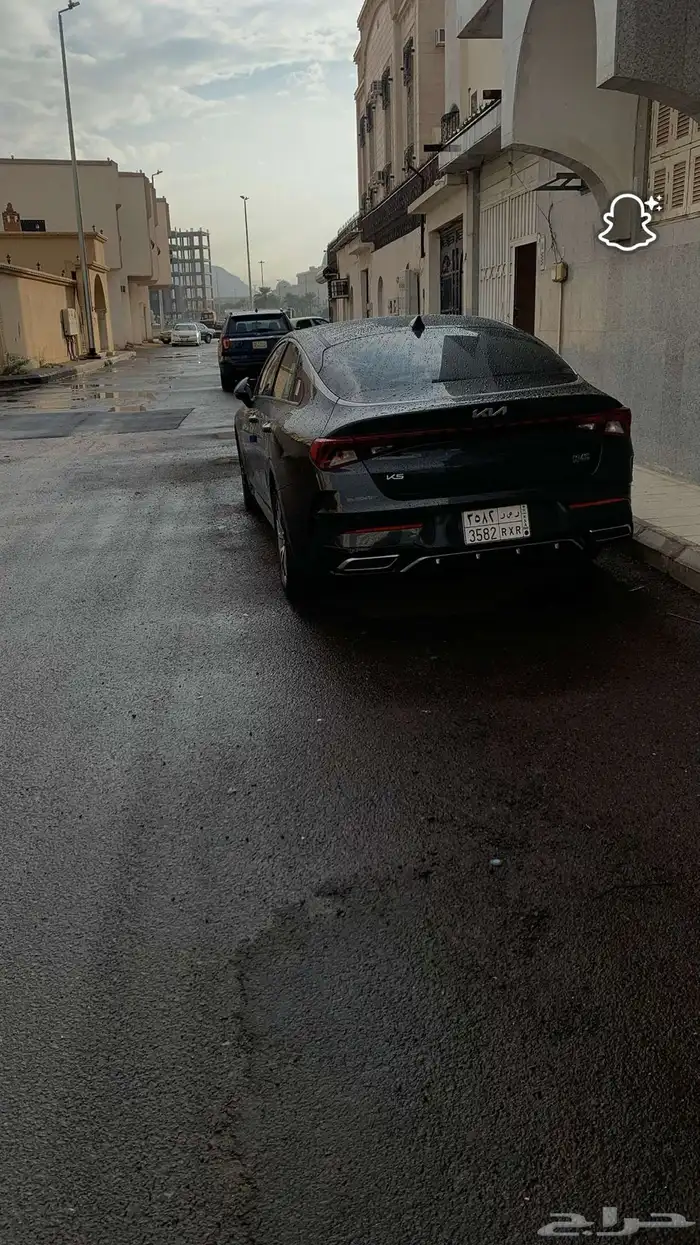 كيا k 5 للتنازل بمقابل بسيط 5