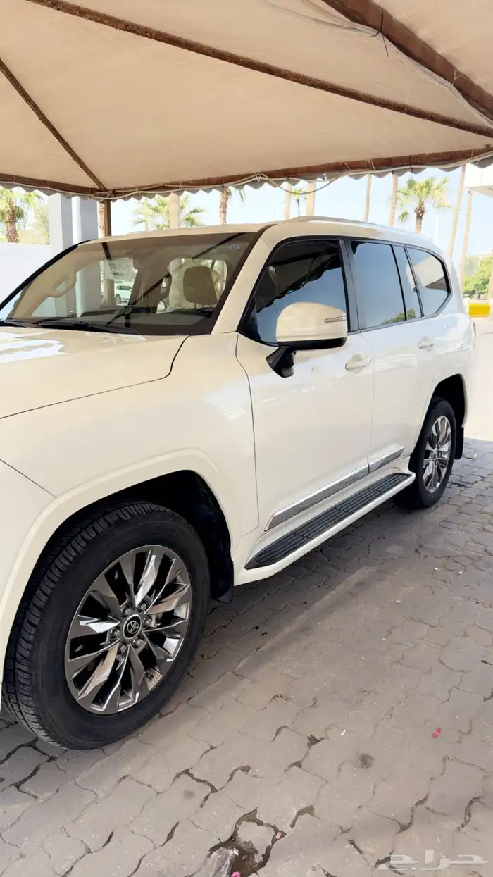 لاندكروزر جي اكس ار L3 2023 4