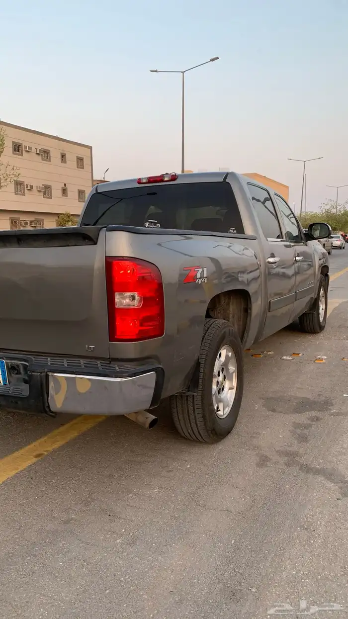 سلفادور نضيف 4