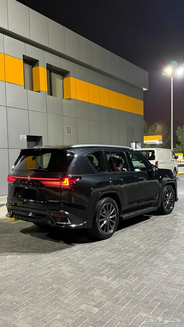 جيب لكزس LX600 2024 وارد عبداللطيف جميل ( تم البيع ) 18