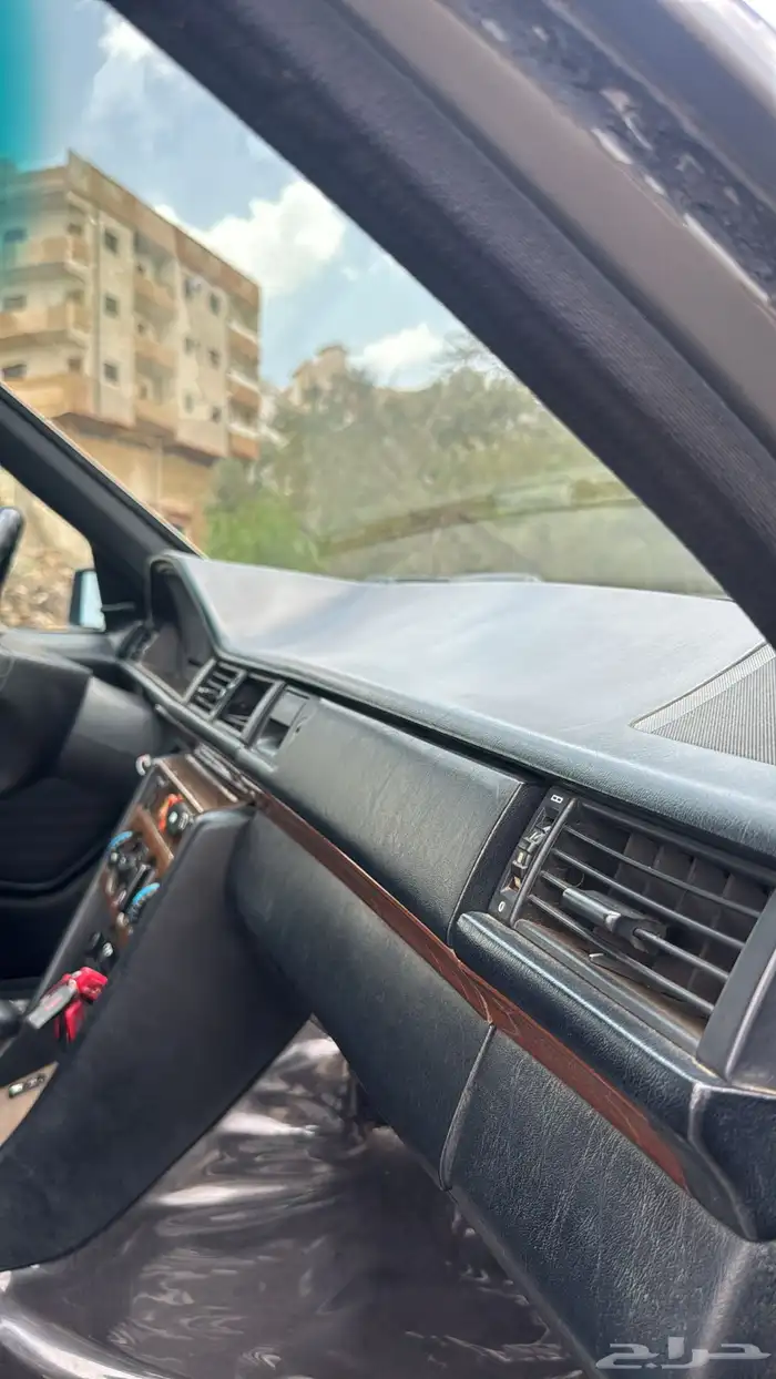 مرسيدس E300 25
