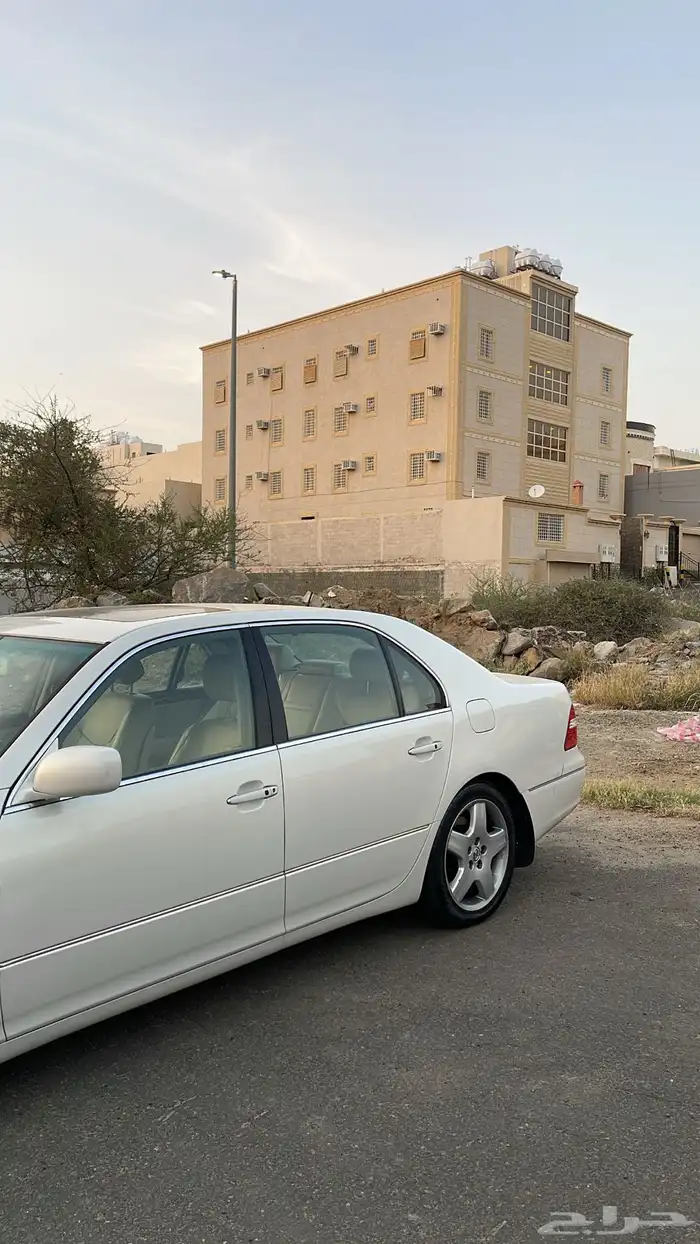 لكزس LS430 سعودي فل كامل 2004 8