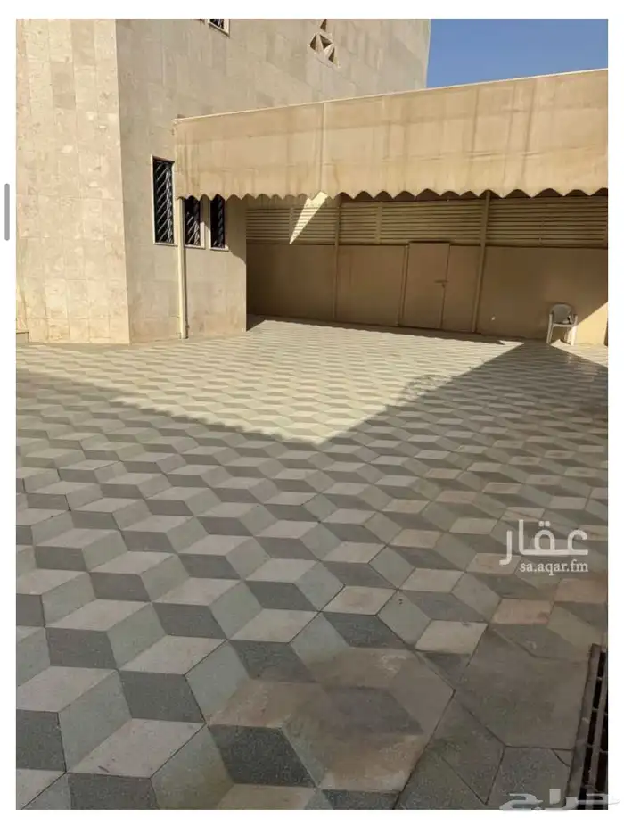 للإيجار فيلا حي الرائد 2