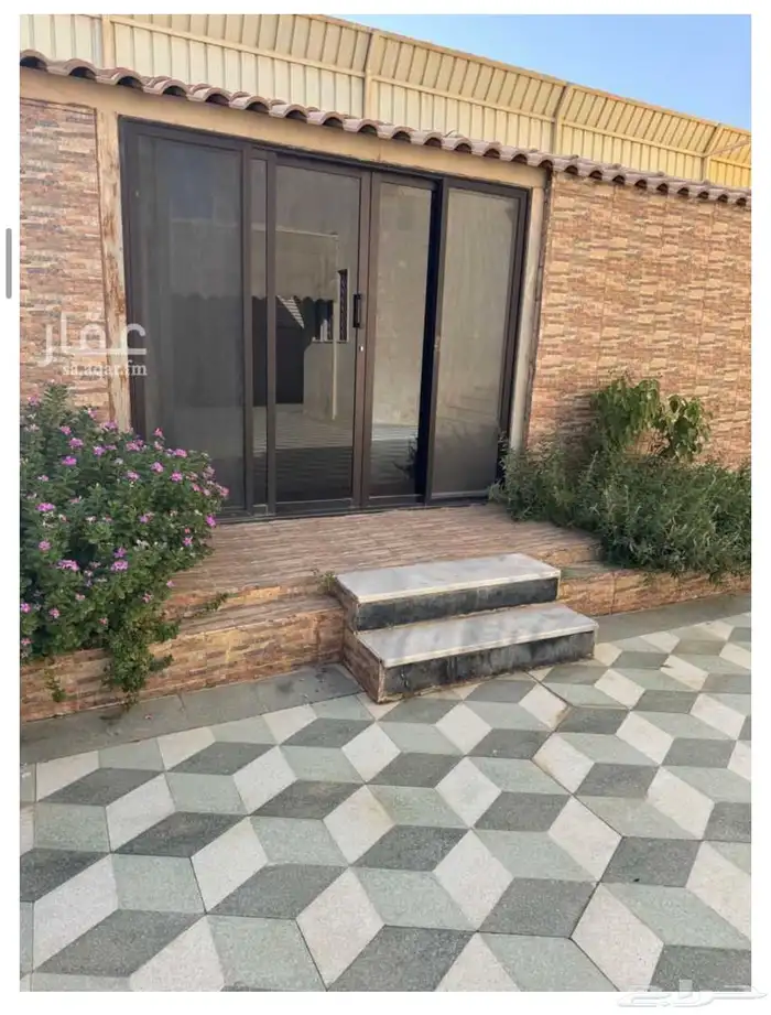 للإيجار فيلا حي الرائد 1