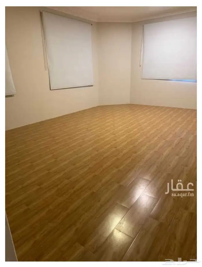 للإيجار فيلا حي الرائد 17