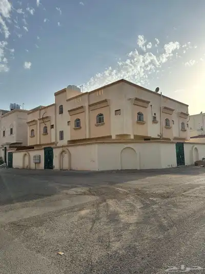 عماره للبيع المدينه المنوره حي العزيزيه معلوماتها خاص 0