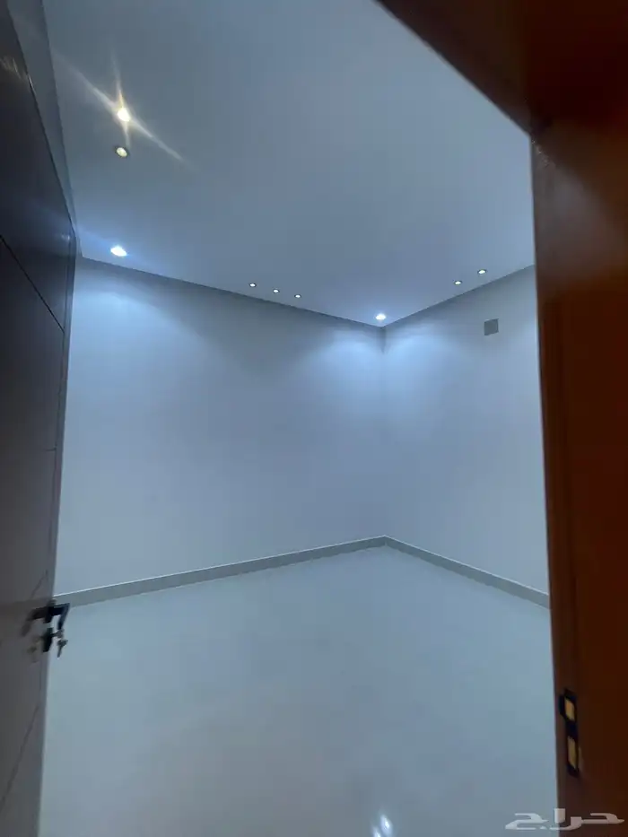 للبيع ادوار بالمزاحمية 750 الف 5