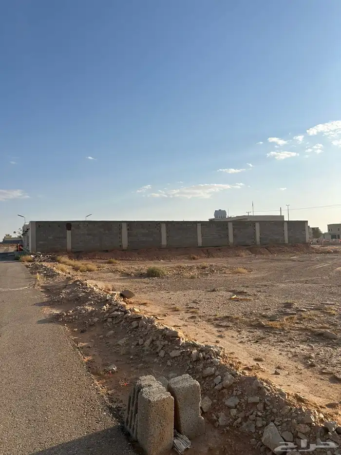 للبيع ارض سكنية شرقيه في مخطط الجبل ب بشقراء 1