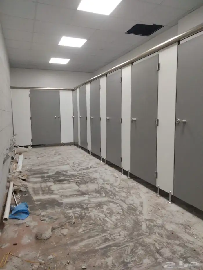 قواطع حمامات Hpl 23