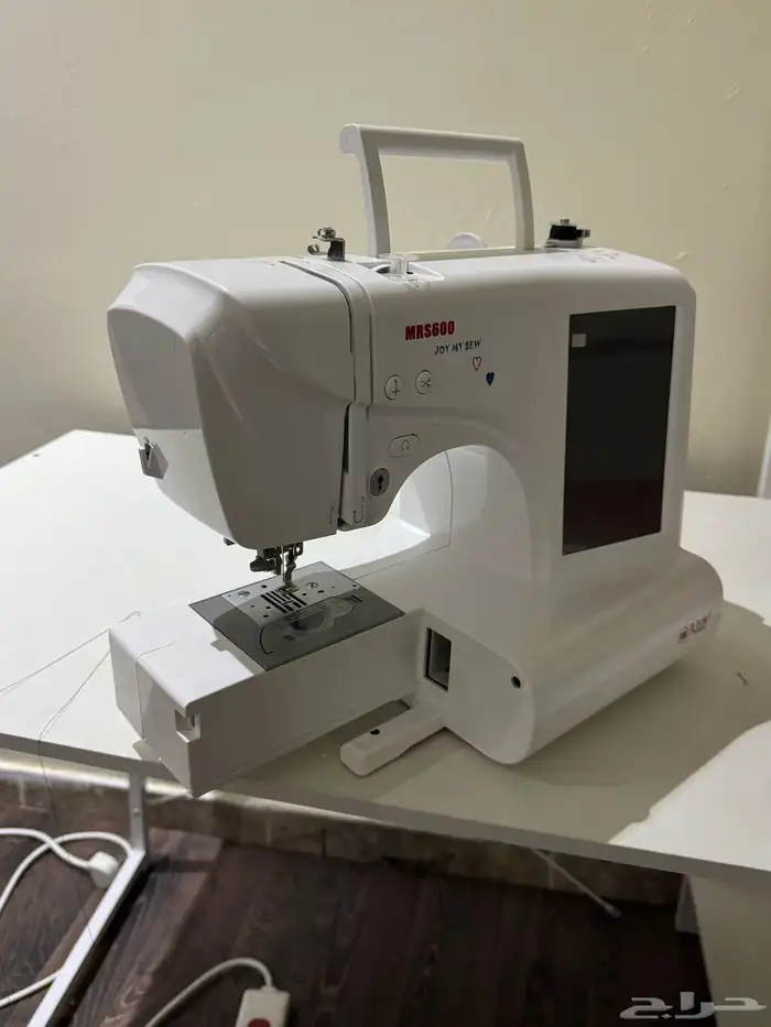 مكينة تطريز 0