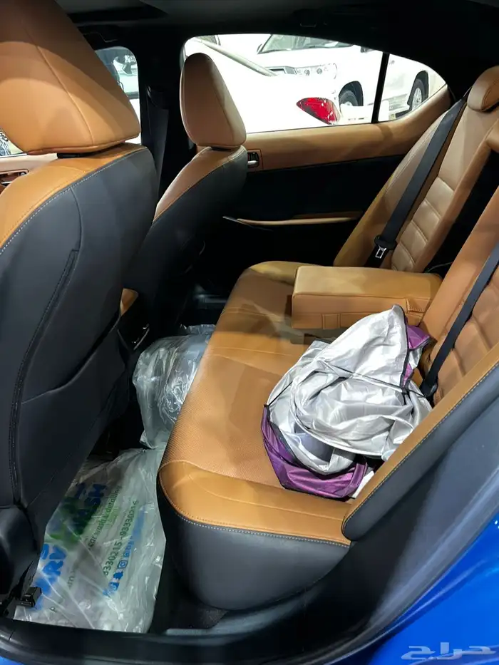 لكزس is300 BB فل تشيكات ومحركات وبدي وكاله 33