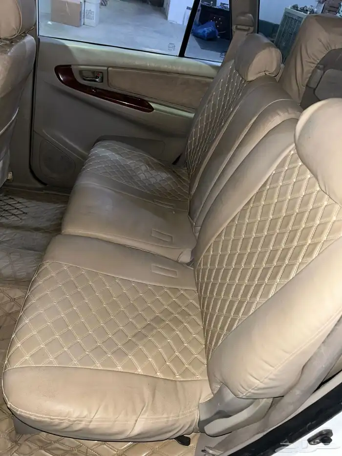 Toyota Innova 2011 2