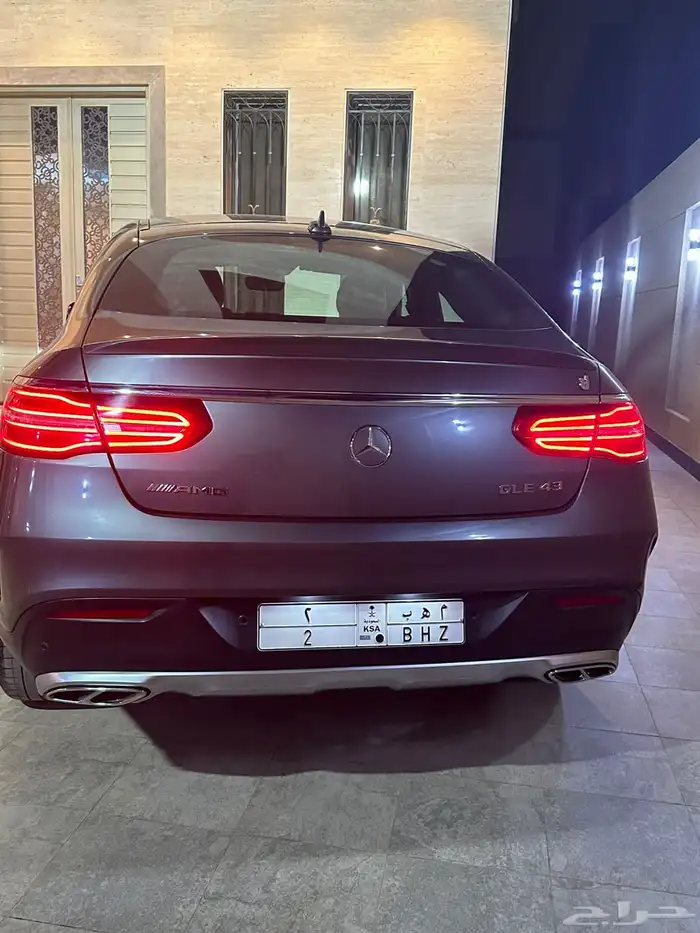 سياره مرسيدس GLE43 للبيع المستعجل 8